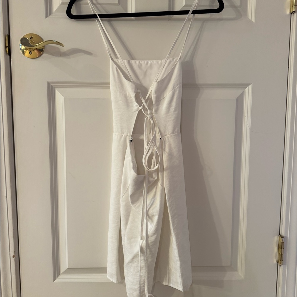 Stappy, backless dress from Forever 21 - Picture 4 of 5